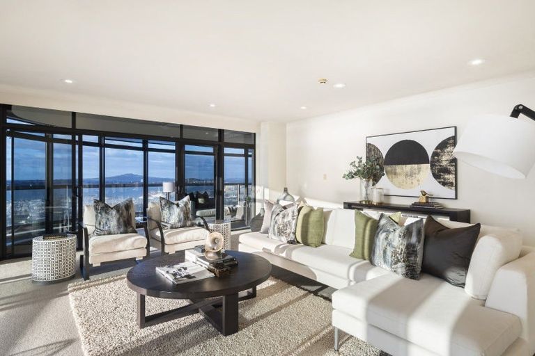 Photo of property in Shangri La Apartments, 10/97 Jervois Road, Herne Bay, Auckland, 1011