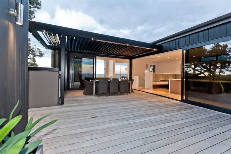 Photo of property in 33 Kitchener Road, Takapuna, Auckland, 0622