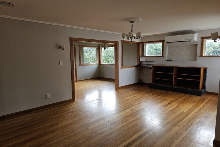 Photo of property in 168 Glengarry Road, Glen Eden, Auckland, 0602