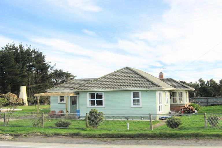 Photo of property in 2065 Bluff Highway, Greenhills, Invercargill, 9877