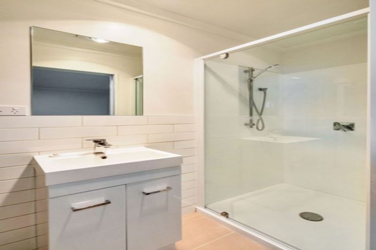 Photo of property in 78 Totara Meadows Court, Wiri, Auckland, 2104