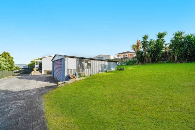 Photo of property in 6 Valencia Place, Manurewa, Auckland, 2102