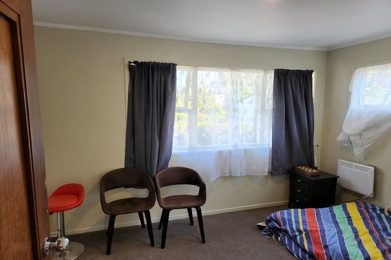 Photo of property in 27 Andrew Road, Howick, Auckland, 2010
