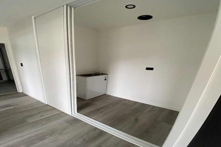 Photo of property in 17 Endurance Rise, Orewa, 0931