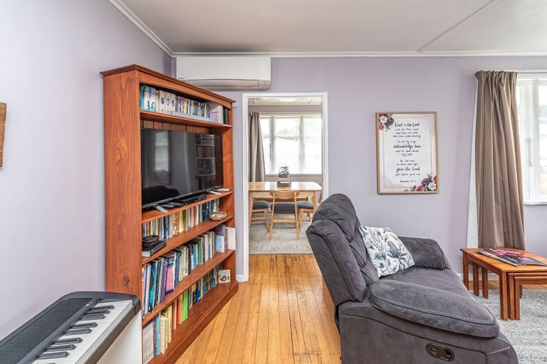 Photo of property in 57 Harper Street, Gonville, Whanganui, 4501