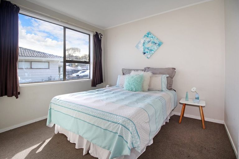 Photo of property in 5 Rako Place, Manurewa, Auckland, 2102