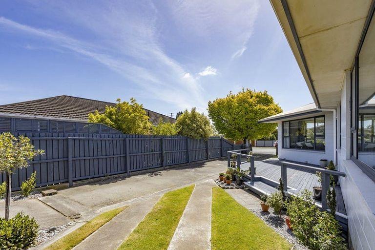 Photo of property in 25 Johns Road, Rangiora, 7400