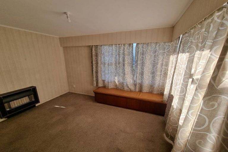 Photo of property in 25 Porutu Street, Fairfield, Lower Hutt, 5011