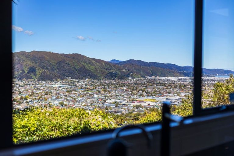 Photo of property in 13 Avonlea Grove, Belmont, Lower Hutt, 5010