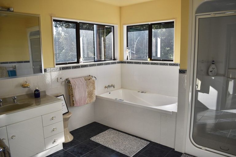 Photo of property in 207 Te Hapua Road, Te Horo, Otaki, 5581