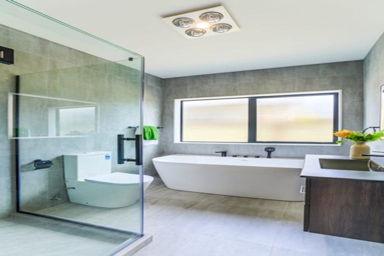 Photo of property in 15 Croatia Avenue, Huapai, Kumeu, 0810