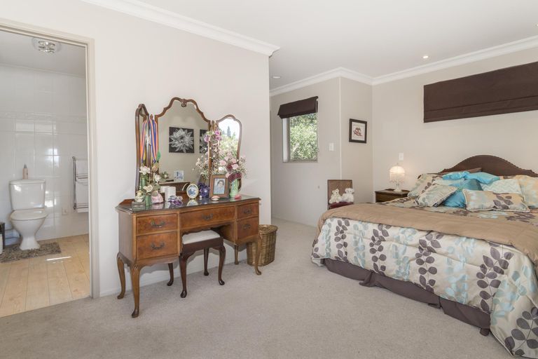 Photo of property in 2 Anchorage Grove, Maungatapu, Tauranga, 3112