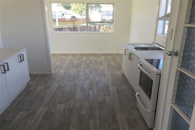 Photo of property in 23 Redcrest Avenue, Red Hill, Papakura, 2110