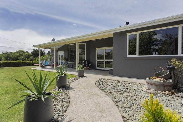 Photo of property in 10 Robins Road, Alma, Oamaru, 9492