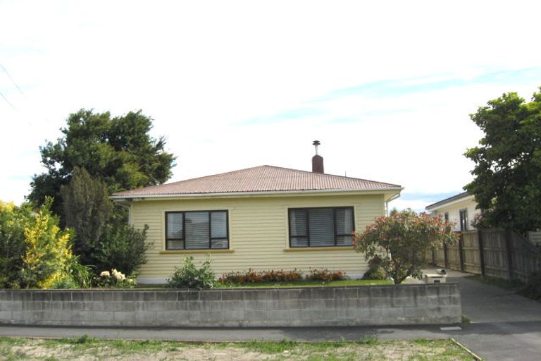 Photo of property in 68 Mackenzie Avenue, Woolston, Christchurch, 8023