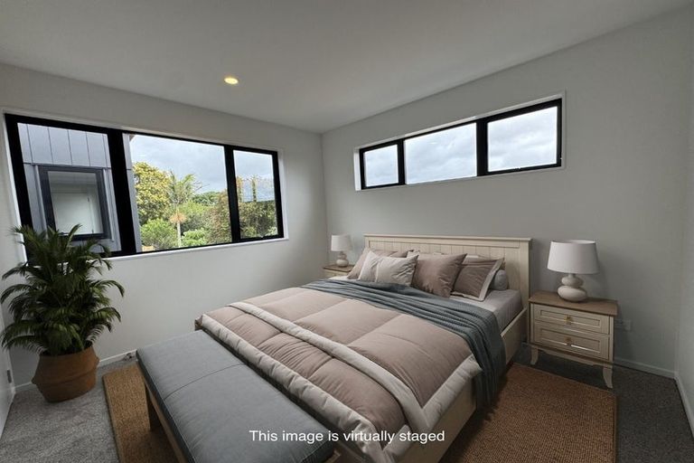 Photo of property in 1/35 Crawford Avenue, Mangere Bridge, Auckland, 2022