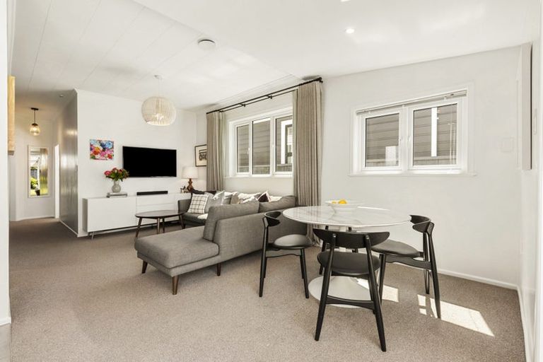 Photo of property in 9 Te Whiti Street, Kilbirnie, Wellington, 6022