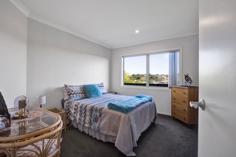 Photo of property in 4a Marchant Place, Westown, New Plymouth, 4310
