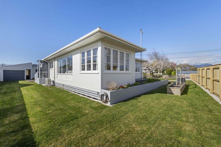 Photo of property in 223 Huatoki Street, Upper Vogeltown, New Plymouth, 4310