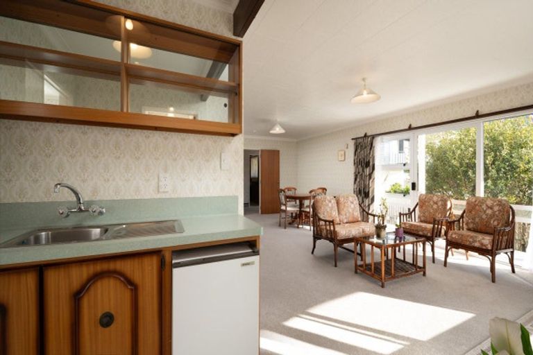 Photo of property in 6a Seaview Crescent, Picton, 7220