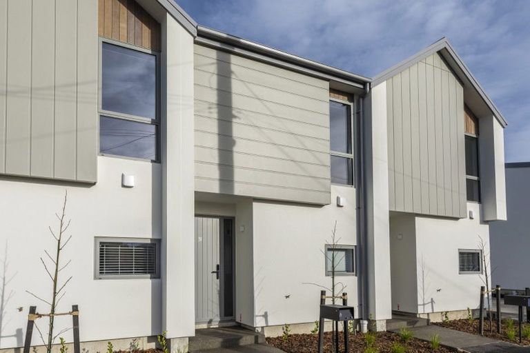 Photo of property in 39 Bampton Street, Burwood, Christchurch, 8061