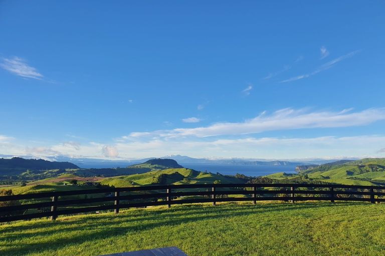 Photo of property in 71 Ross Rise, Kinloch, Taupo, 3385