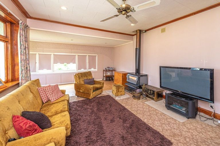 Photo of property in 3 Duigan Street, Gonville, Whanganui, 4501