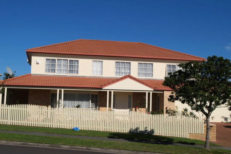 Photo of property in 72 Orangewood Drive, Northpark, Auckland, 2013