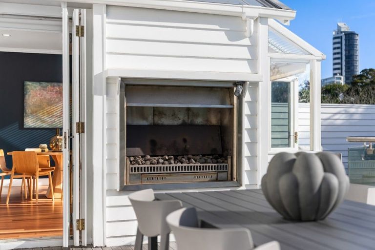 Photo of property in 40 Orakei Road, Remuera, Auckland, 1050