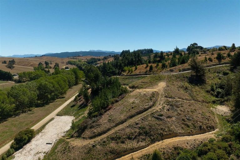 Photo of property in 350 Rosedale Road, Upper Moutere, 7175