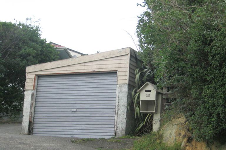 Photo of property in 19 Fraser Avenue, Johnsonville, Wellington, 6037