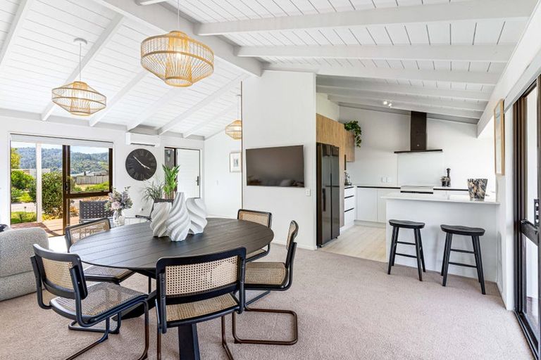 Photo of property in 161 Vista Paku, Pauanui, Hikuai, 3579