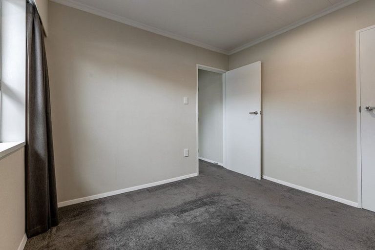 Photo of property in 12d Colombo Street, Hokowhitu, Palmerston North, 4410