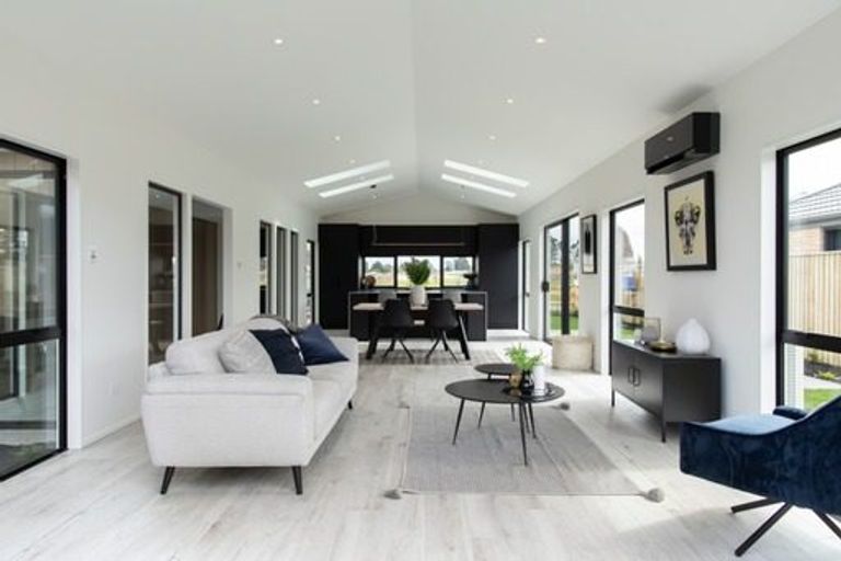 Photo of property in 18 Shrimpton Avenue, Woodend, 7610