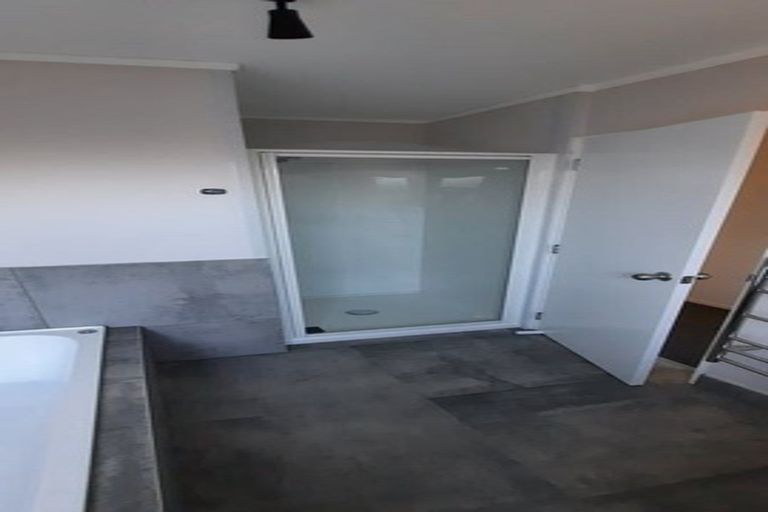 Photo of property in 36 Tomin Road, Glenview, Hamilton, 3206