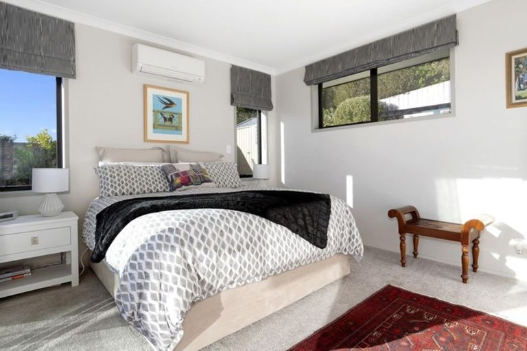 Photo of property in 26 Broadwater Close, Pyes Pa, Tauranga, 3112