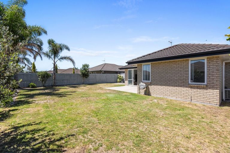 Photo of property in 174 Doncaster Drive, Papamoa Beach, Papamoa, 3118