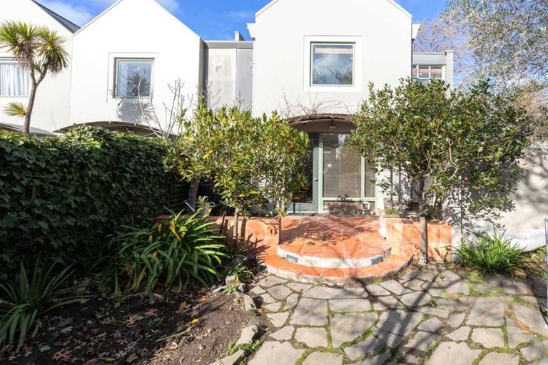 Photo of property in 16a Saint Albans Street, St Albans, Christchurch, 8014