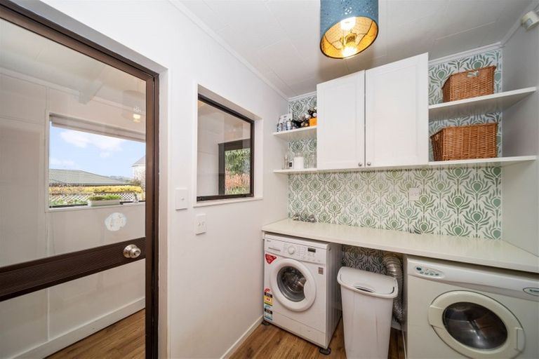 Photo of property in 18b Virginia Place, Whalers Gate, New Plymouth, 4310