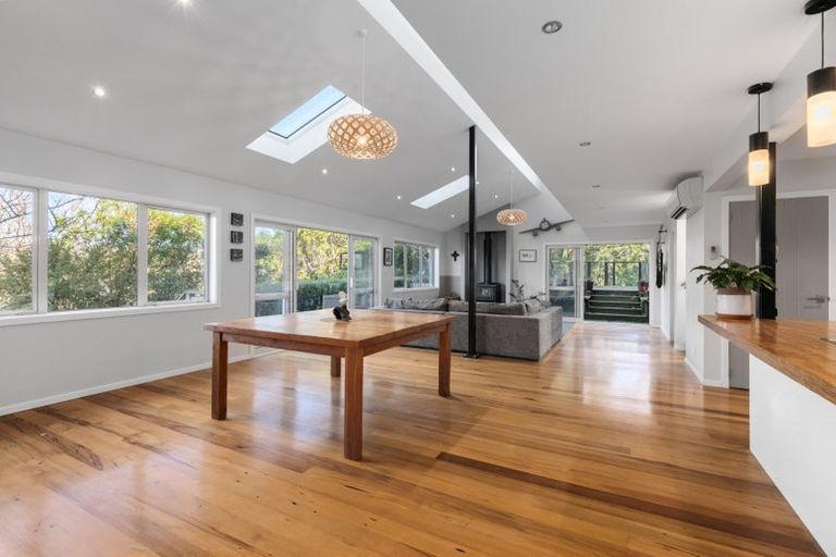 Photo of property in 77a Makara Road, Karori, Wellington, 6012