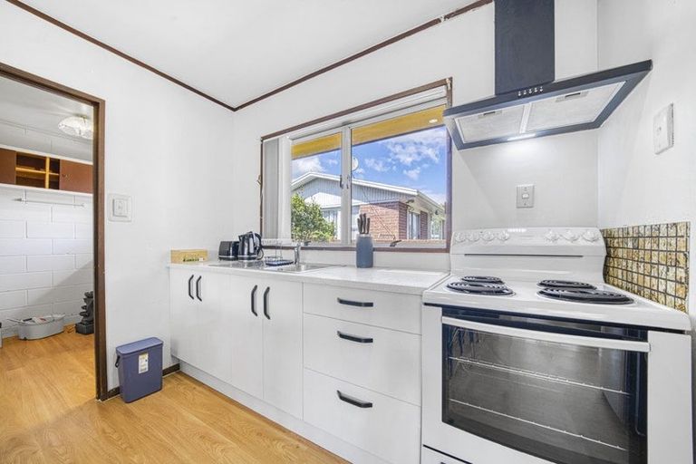 Photo of property in 1/1a Blanes Road, Weymouth, Auckland, 2103