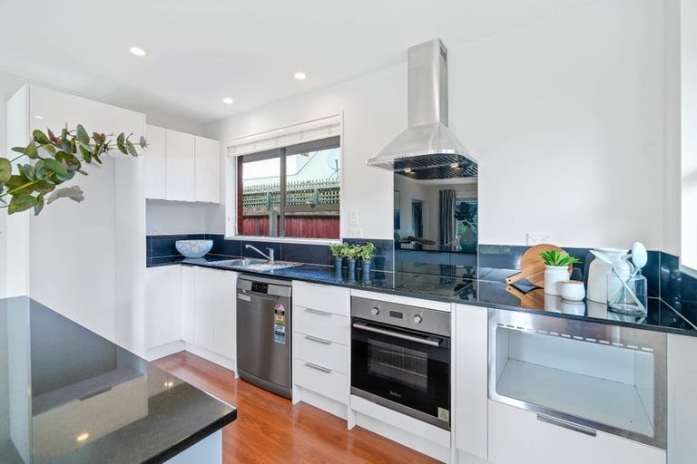 Photo of property in 9 Gilmore Place, Burnside, Christchurch, 8053