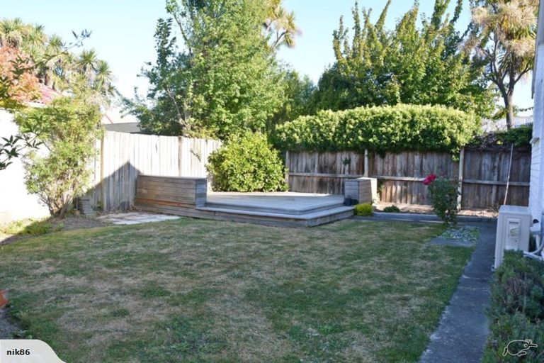 Photo of property in 2/42 Saint Martins Road, Saint Martins, Christchurch, 8022