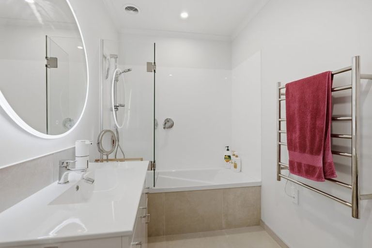 Photo of property in 31 Harore Road, Takanini, 2112