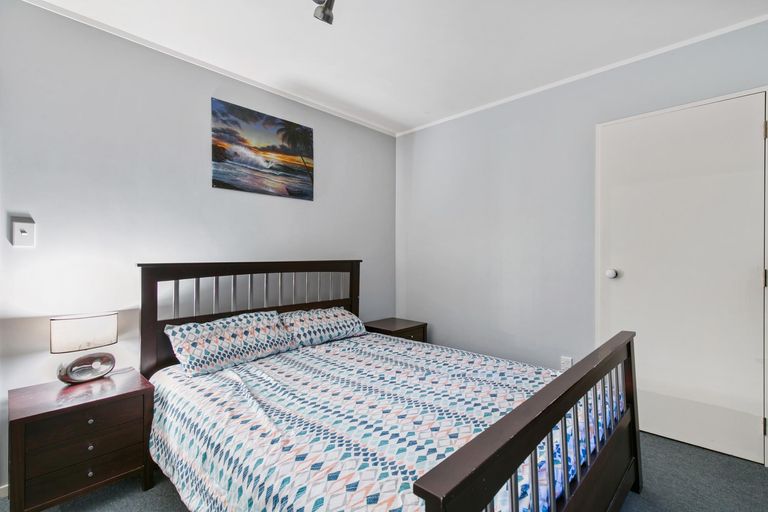 Photo of property in 44b Woodside Road, Massey, Auckland, 0614