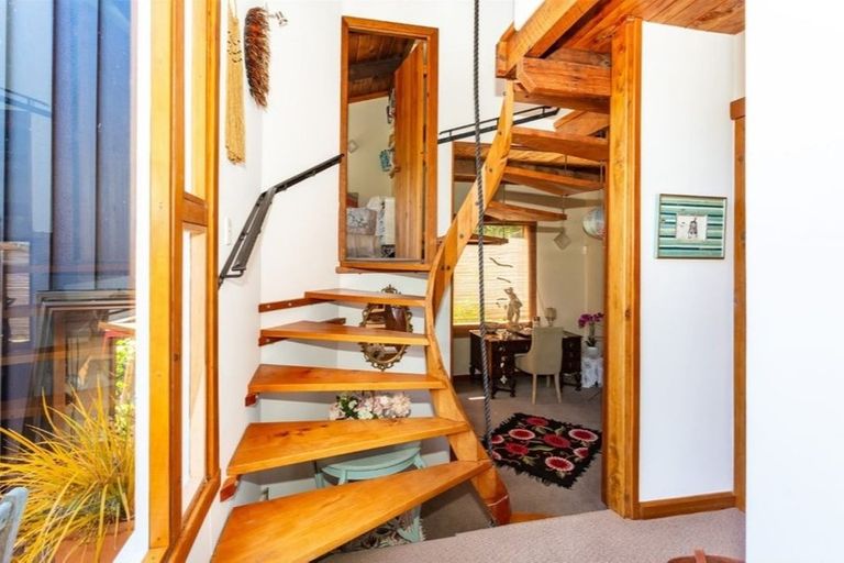 Photo of property in 189 Main Road, Allandale, Lyttelton, 8971