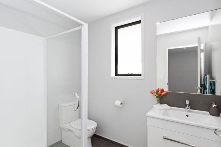 Photo of property in 17 Butterworth Crescent, Papamoa Beach, Papamoa, 3118