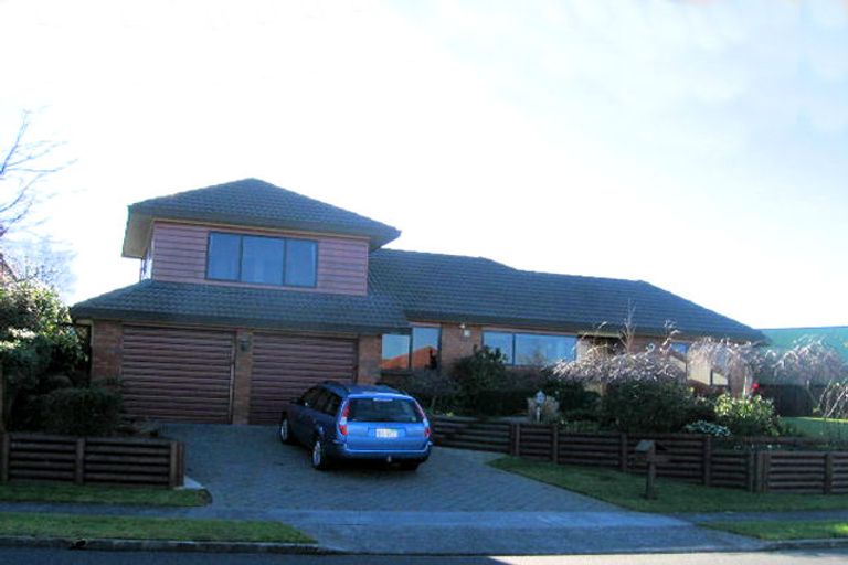 Photo of property in 8 Munro Place, Flagstaff, Hamilton, 3210