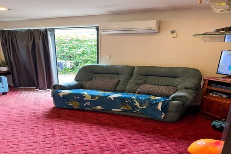 Photo of property in 65 Cleveland Street, Edgeware, Christchurch, 8013