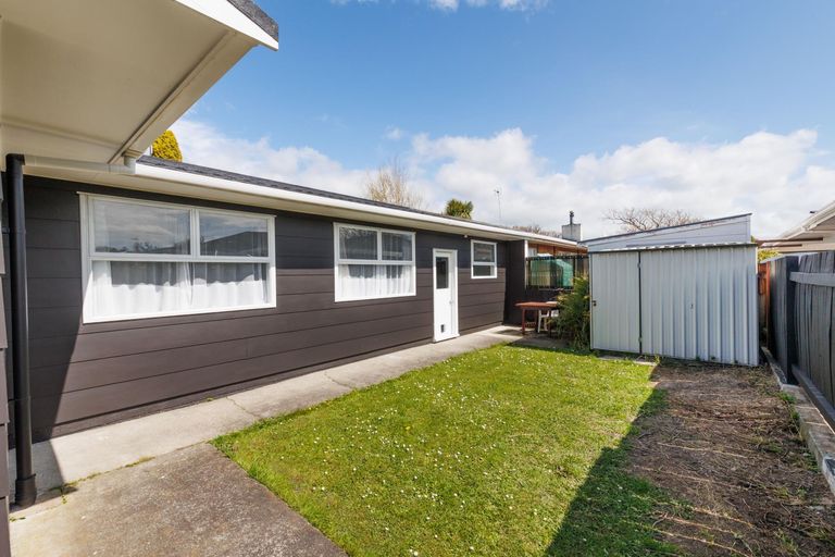 Photo of property in 5 Westhaven Grove, Takaro, Palmerston North, 4412